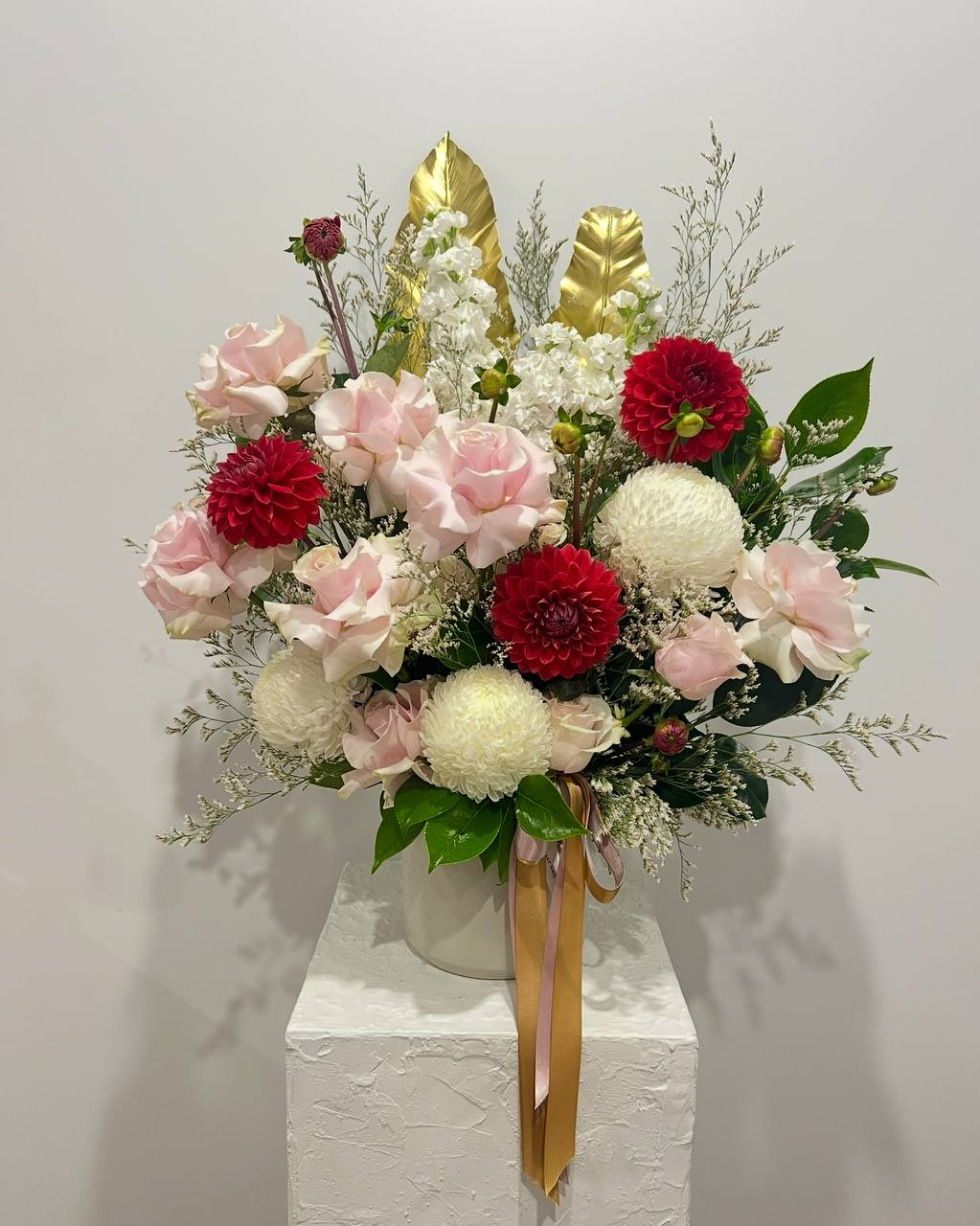 Seasonal arrangement